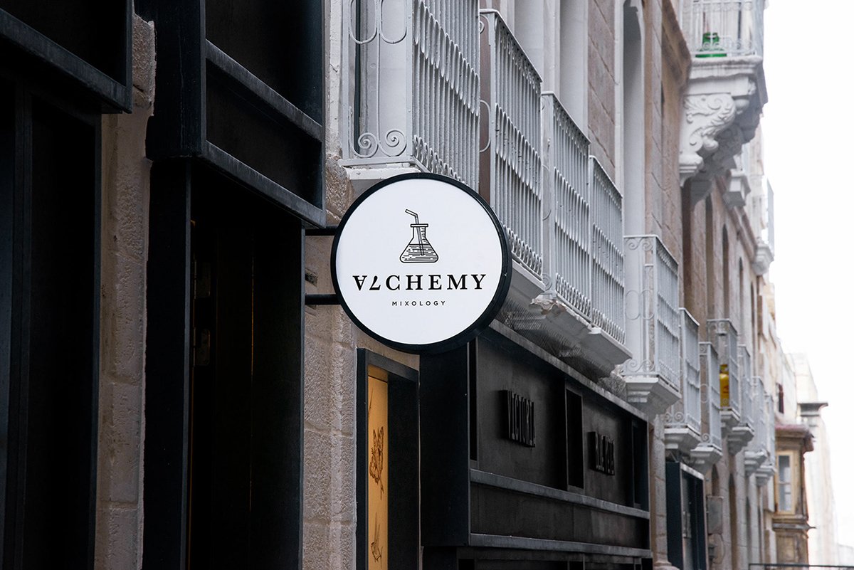 Alchemy Bar雞尾酒酒吧品牌設計欣賞,酒吧品牌設計，餐飲品牌設計，酒吧品牌策劃，酒吧品牌全案策劃，餐飲品牌策劃，深圳品牌設計，深圳品牌策劃，深圳品牌全案策劃，深圳品牌形象塑造，深圳包裝設計的，左右格局