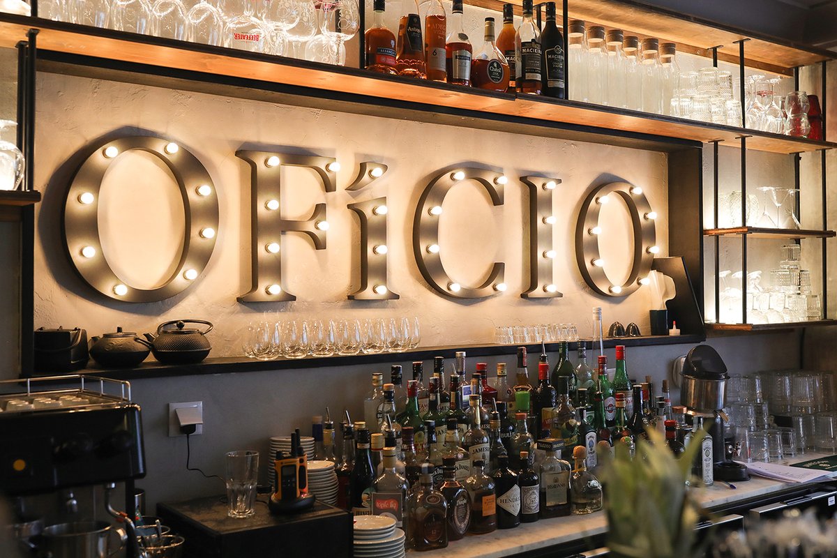（餐飲）OFICIO餐廳品牌設計和品牌策劃中圖形設計的應用，餐飲品牌設計，品牌形象整合，餐飲品牌圖形設計，品牌視覺設計，品牌營銷，品牌戰略定位，品牌設計公司，深圳品牌策劃，深圳品牌設計，左右格局