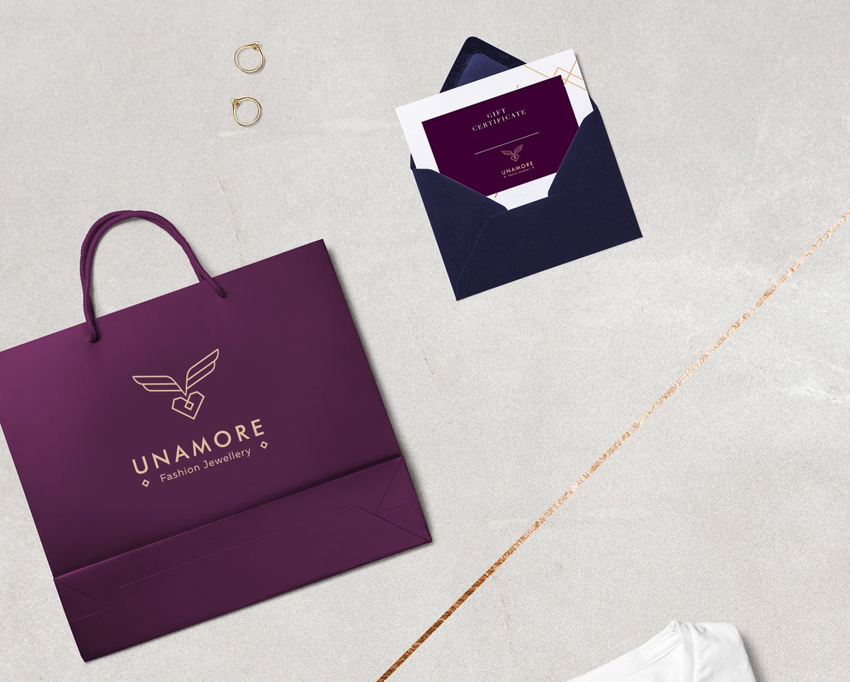 時尚珠寶首飾UNAMORE品牌設計和強化品牌“時尚”定位，時尚珠寶品牌設計，時尚品牌形象設計，品牌形象整合，珠寶品牌營銷，品牌戰略定位，品牌設計公司，品牌策劃公司，深圳品牌策劃，深圳品牌設計，左右格局