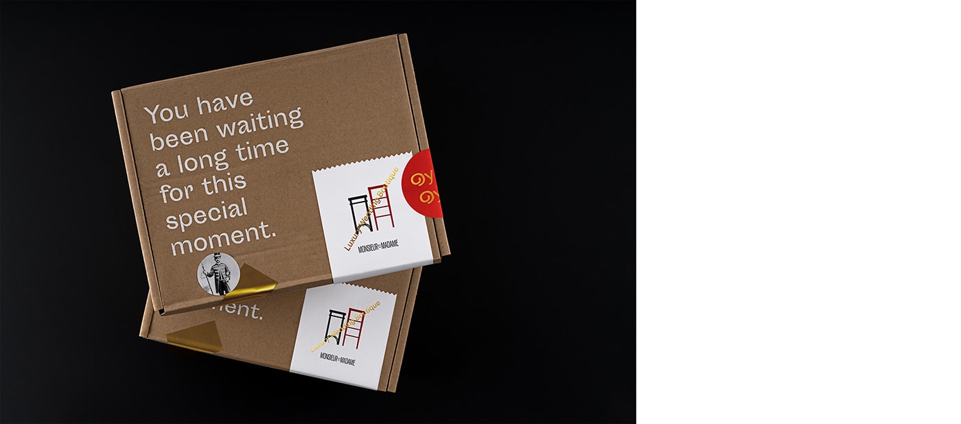 國外時(shí)尚創(chuàng)意邀請函品牌形象設(shè)計(jì)案例，品牌形象設(shè)計(jì)，時(shí)尚品牌設(shè)計(jì)，品牌設(shè)計(jì)公司，深圳品牌設(shè)計(jì)，左右格局