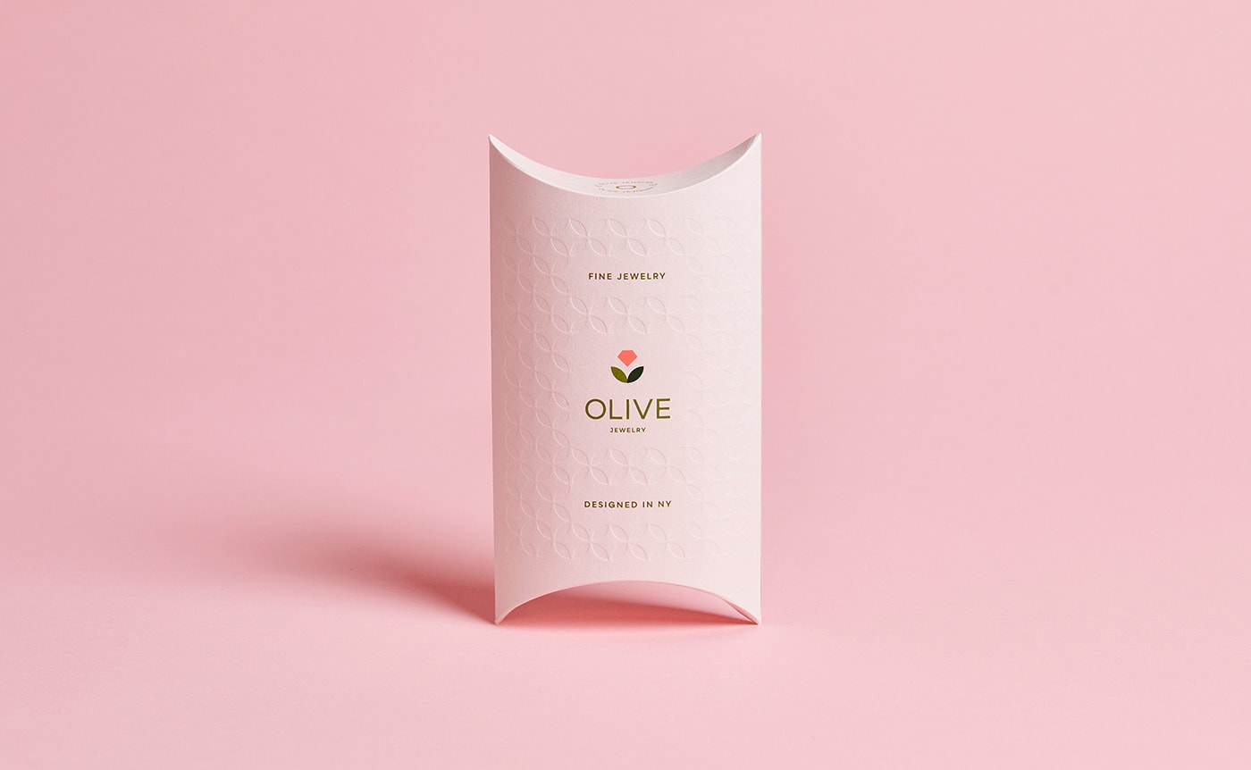 Olive高級奢華珠寶創業公司品牌戰略定位案例，珠寶品牌設計，網站設計，品牌設計公司，品牌戰略定位，左右格局