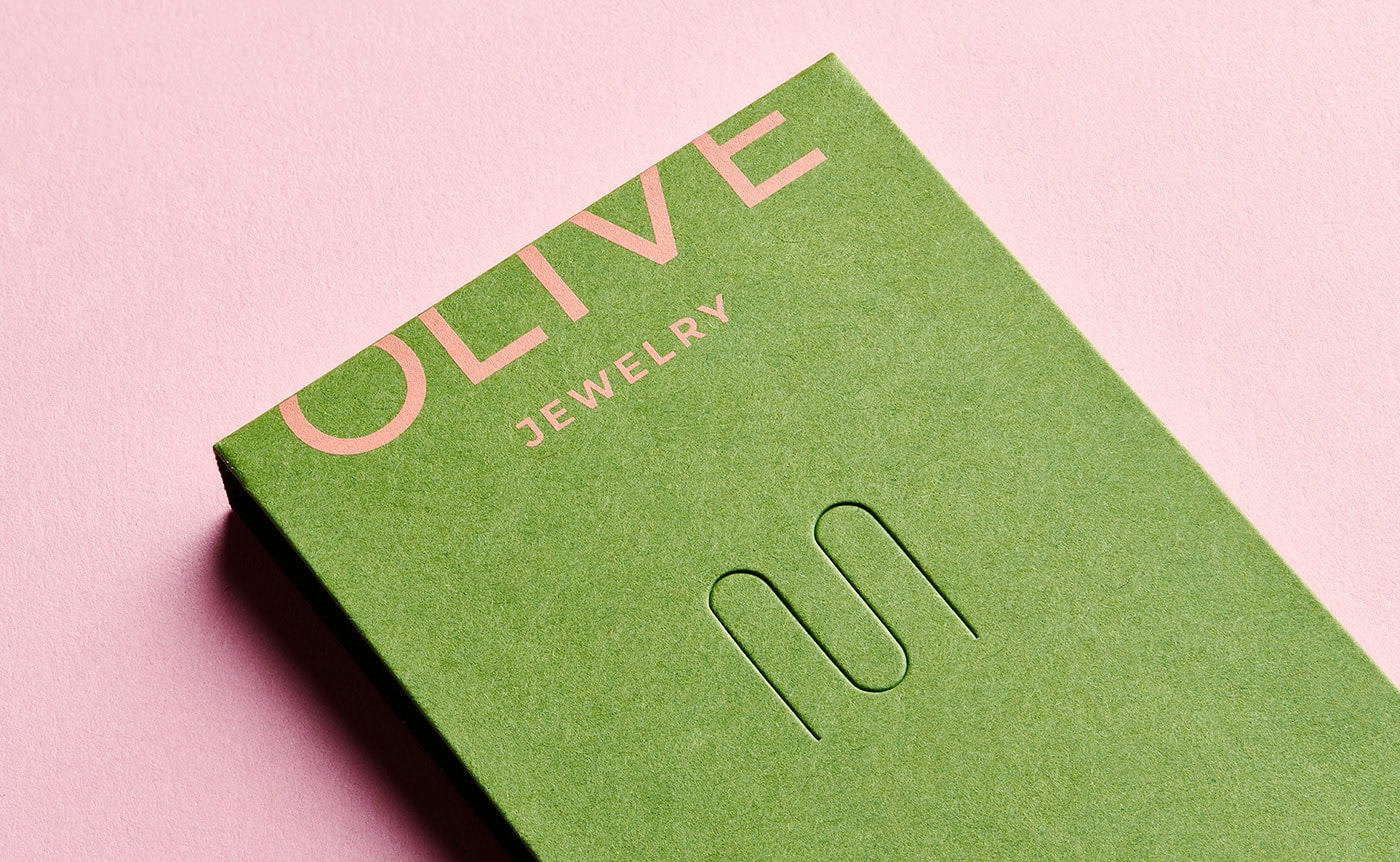 Olive高級奢華珠寶創業公司品牌戰略定位案例，珠寶品牌設計，網站設計，品牌設計公司，品牌戰略定位，左右格局